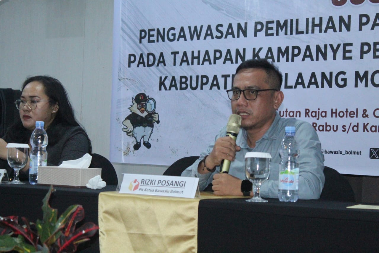 Plt. Ketua Bawaslu Bolmut Rizki Posangi, SH saat sambutan Sosialisasi Pengawasan Pemilihan Partisipatif