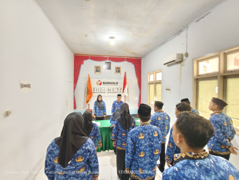 Penyamapaian Arahan oleh Koordinator Sekretariat Sebelum Penandatanganan SPK