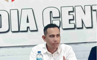 Ketua Bawaslu Bolmut Rizki Posangi, SH saat penyampaian arahan kepada jajaran