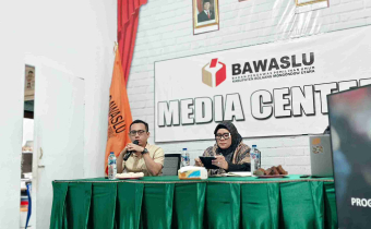 Sambutan Plt. Ketua Bawaslu Bolmut Rizki Posangi, SH saat menerima kunjungan Universitas Ichsan Gorontalo
